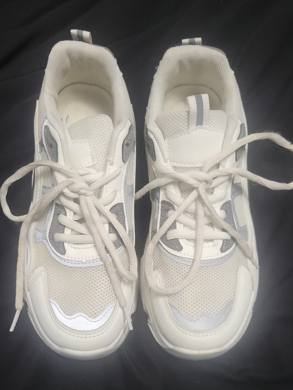 5/$20**Unbranded Ladies White And Gray Size 36(5.5-6) Running Shoes